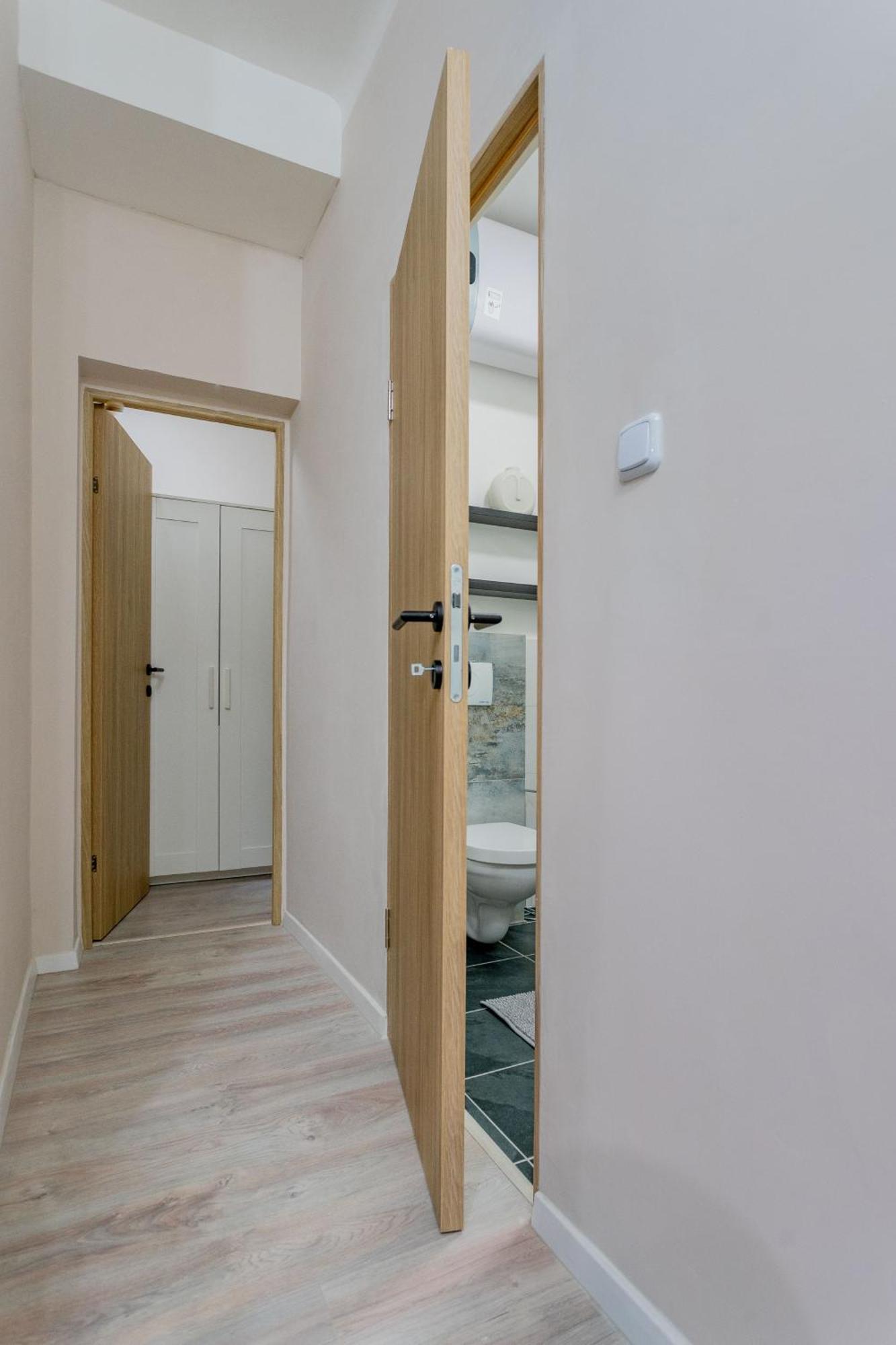 Blue Gem Studio Oasis Apartament *